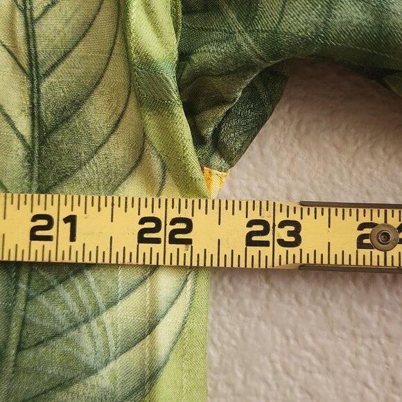 Tommy Bahama Shirt Mens Medium Silk Tropical Floral Leaf Relaxed Fit Button Up - Picture 12 of 12